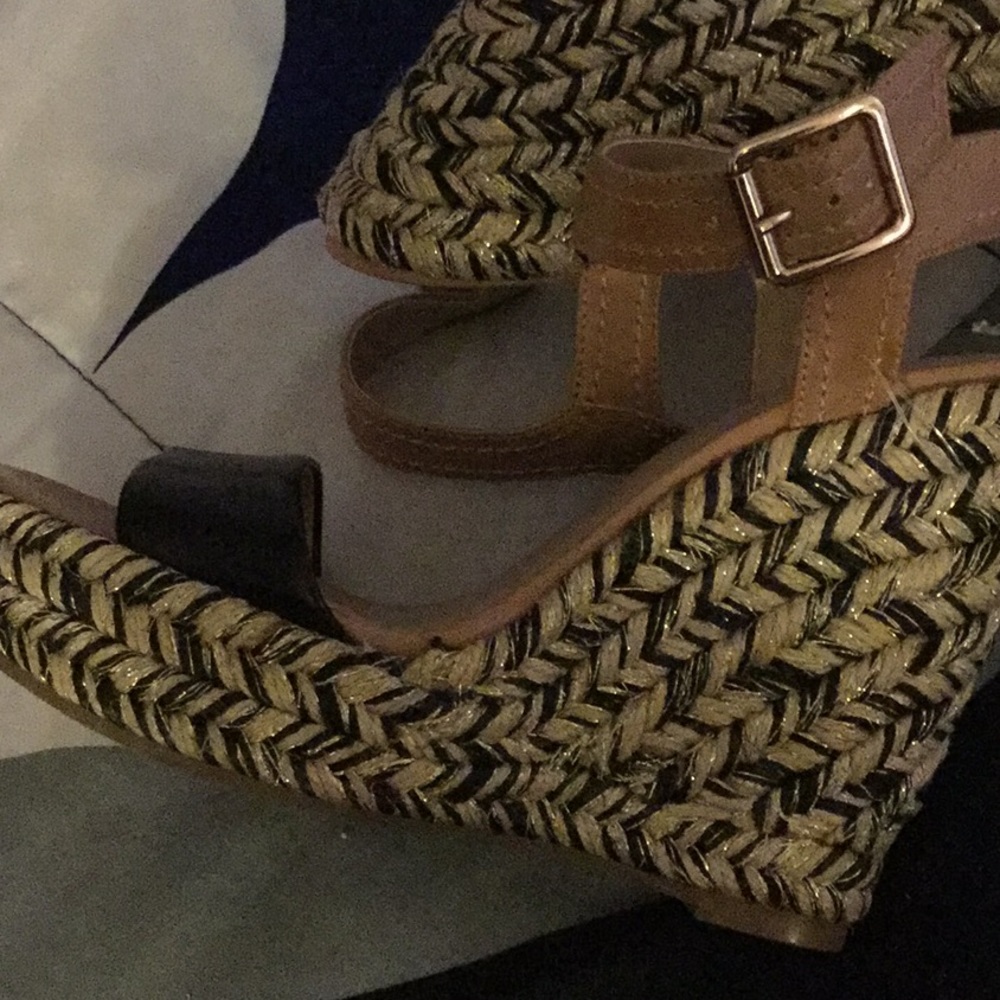 Shoes - Picture 3 of 3